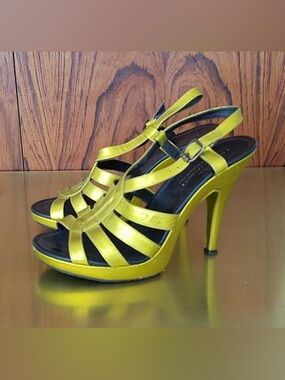Couture Donald J. Pliner metallic yellow-green strappy platform heels 8